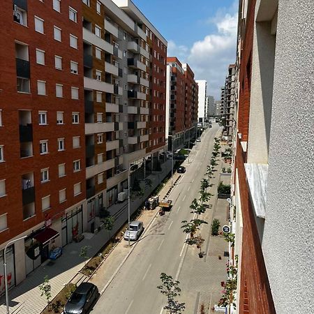 Appartamento Blini Complex Pristina Esterno foto