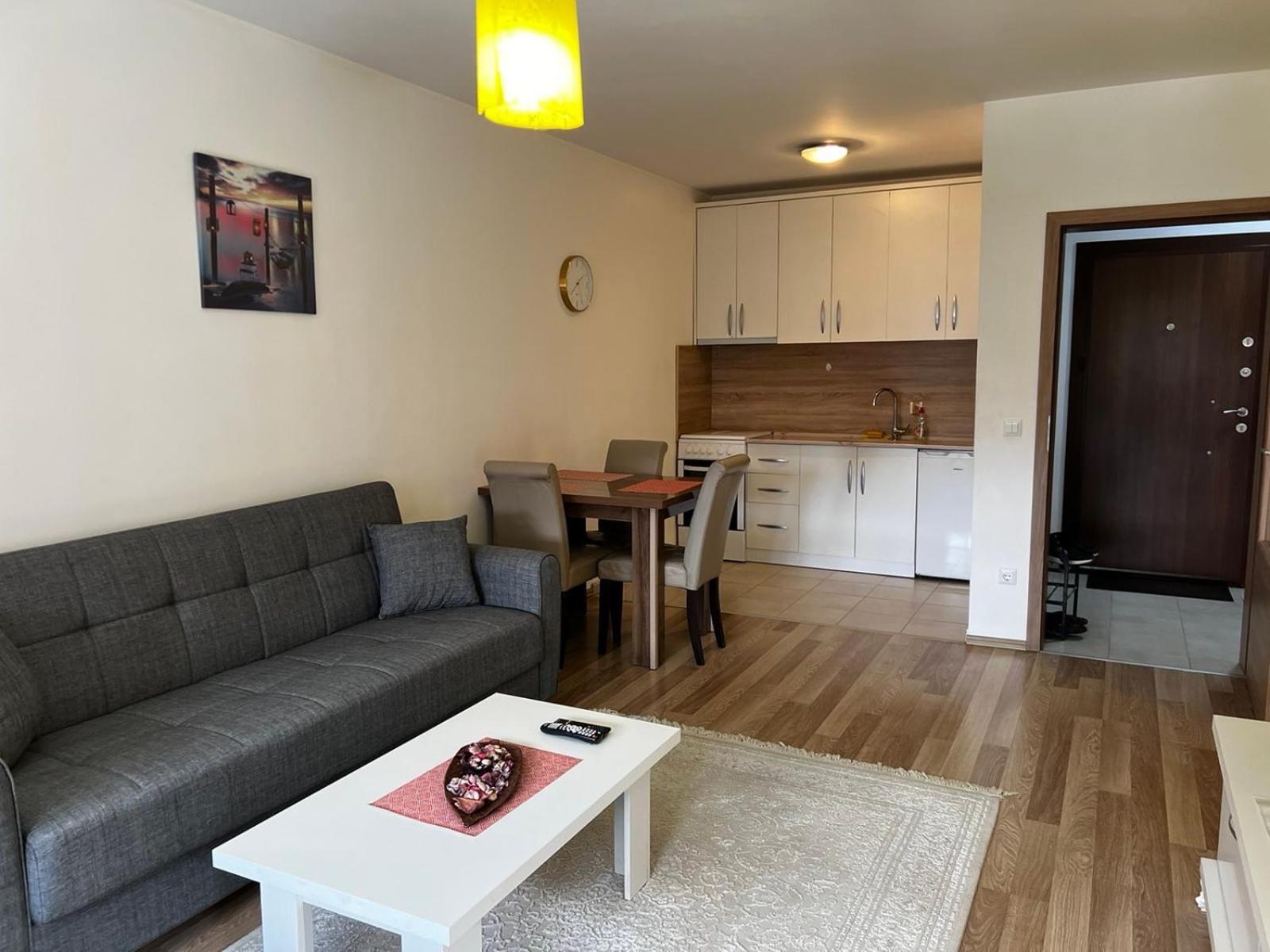 Appartamento Blini Complex Pristina Esterno foto